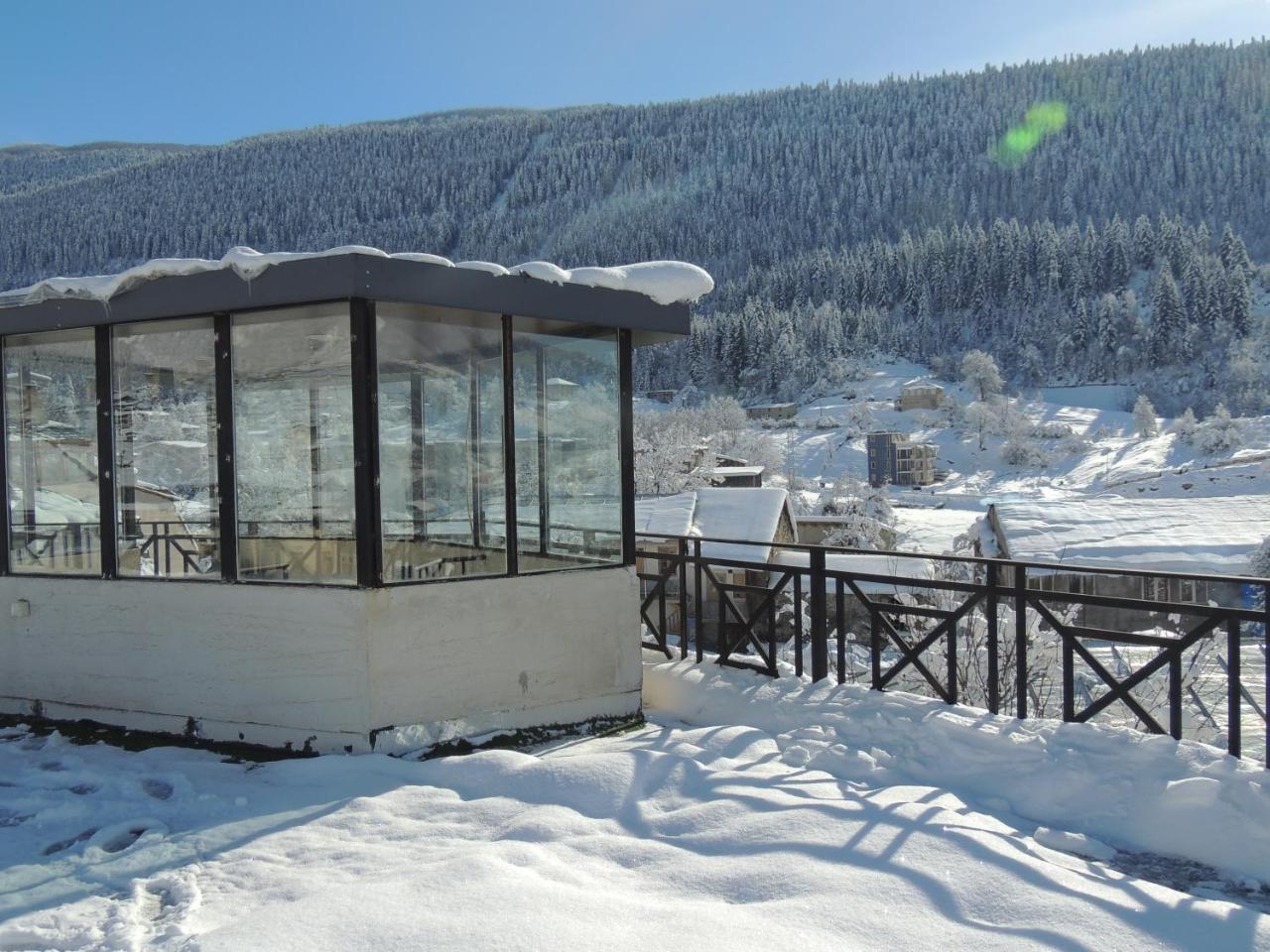 Hotel Gallery Mestia Buitenkant foto