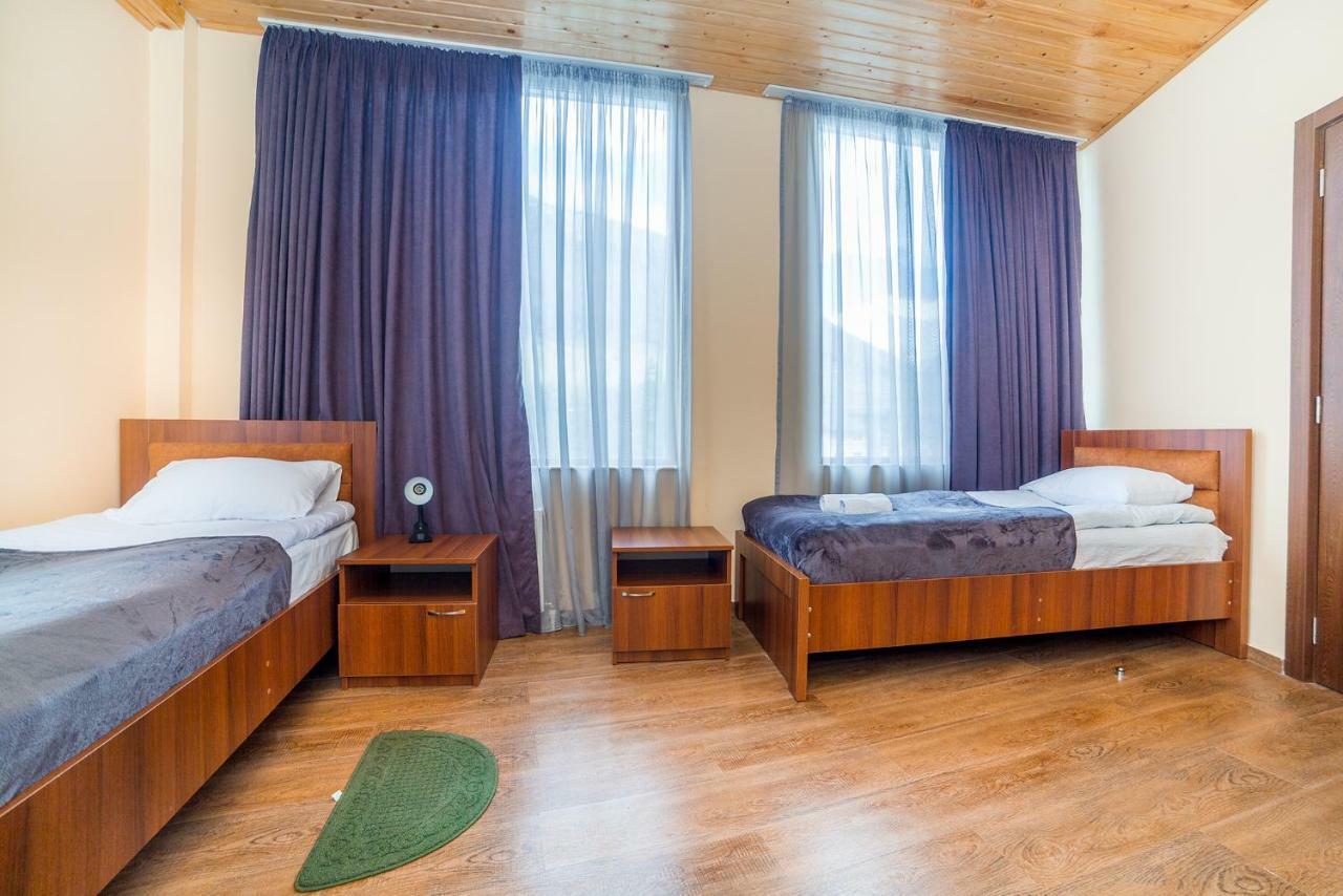 Hotel Gallery Mestia Buitenkant foto